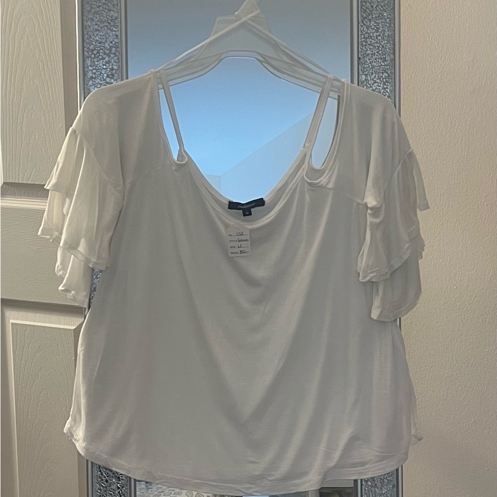 Ambiance, medium, white